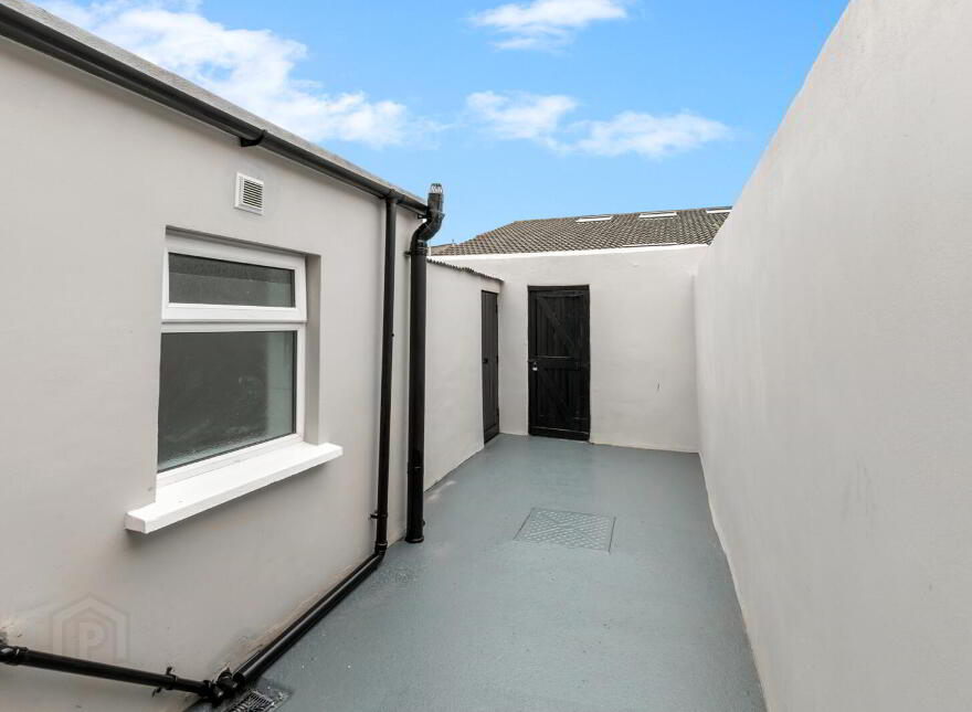 197 Avoniel Road, Belfast, BT5 4SG