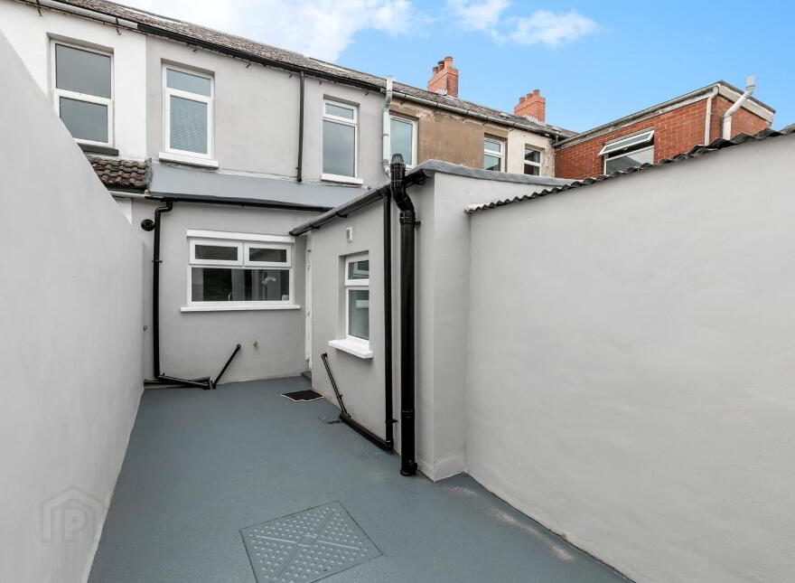 197 Avoniel Road, Belfast, BT5 4SG