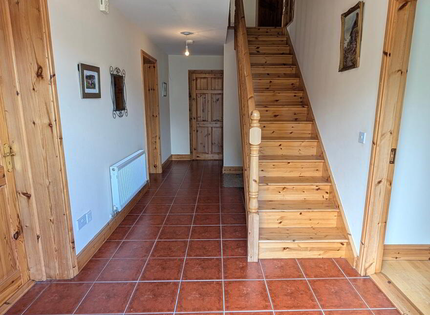 4 Cluain Alainn, Carrigallen, H12E188