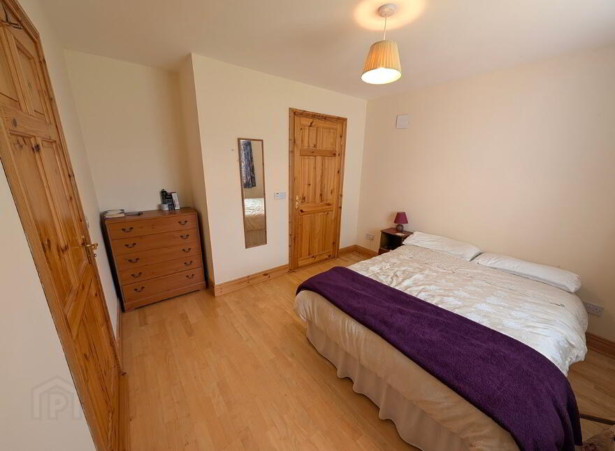 4 Cluain Alainn, Carrigallen, H12E188