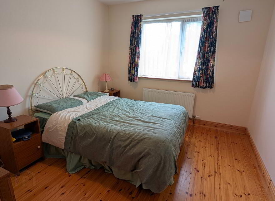 4 Cluain Alainn, Carrigallen, H12E188