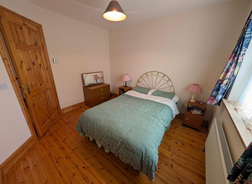 4 Cluain Alainn, Carrigallen, H12E188