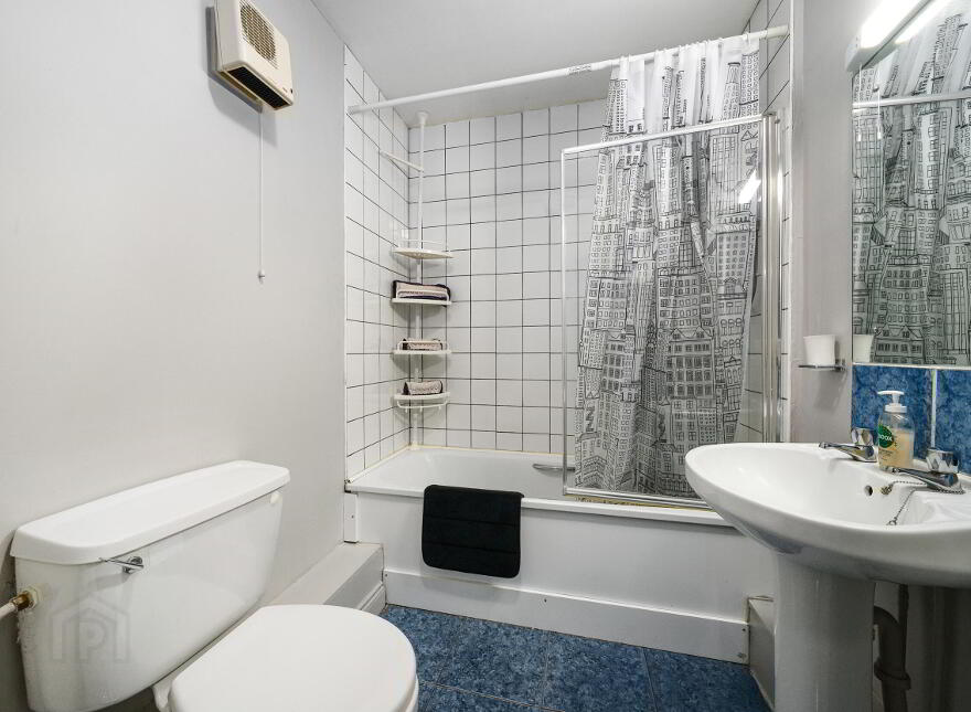 108 Newmarket Square, Wards Hill, Dublin, D08RRT7