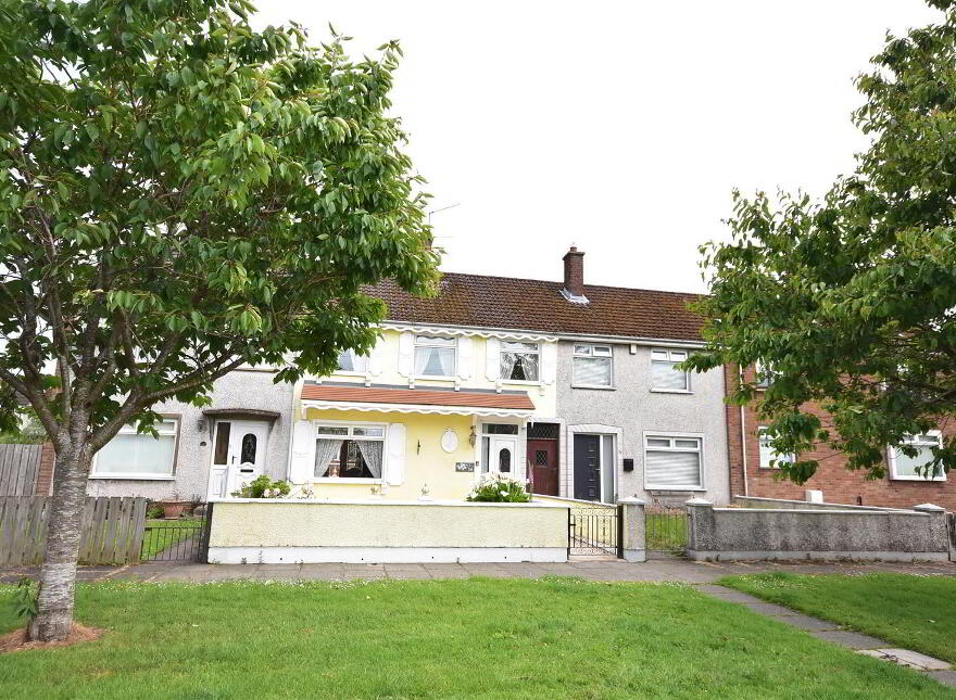 24 Greenpark Gardens, Antrim, BT41 4ER photo