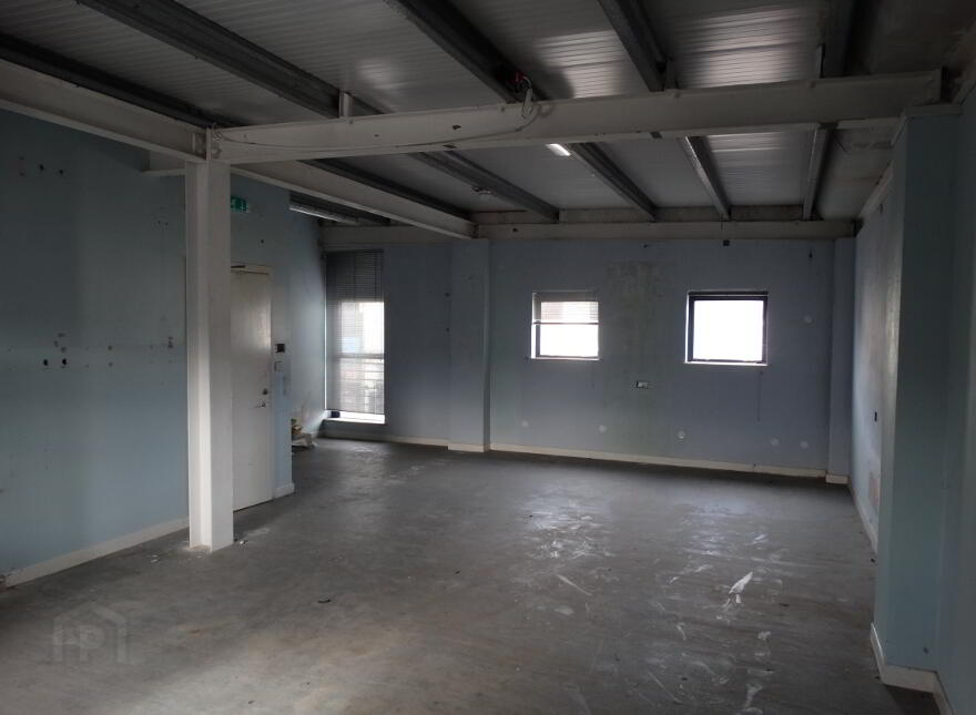 51 Main Street, Larne, BT40 1JE