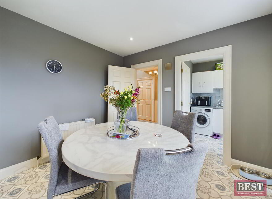 25 Ashbrook Mews, Newry, BT34 1SJ