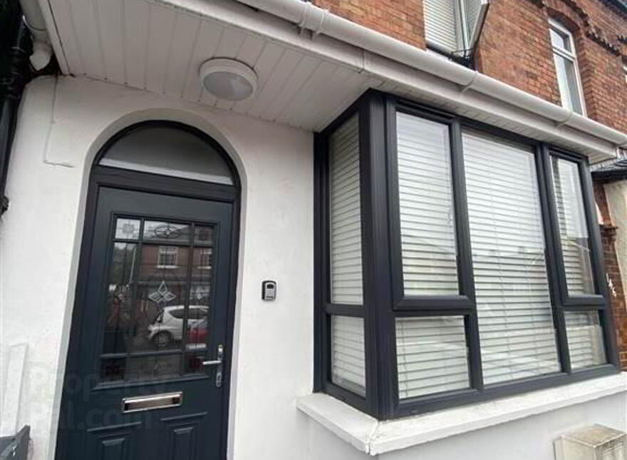 144 Connsbrook Avenue ( Room 5), Shared Accomodation, Belfast, BT4 1JZ photo