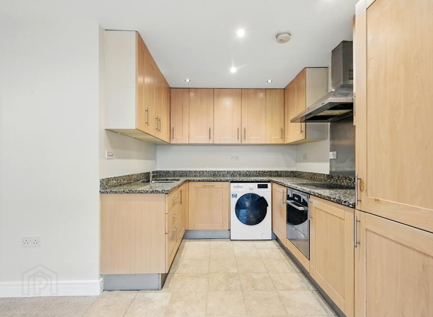 52 Stranmillis Wharf, Belfast, BT9 5GN