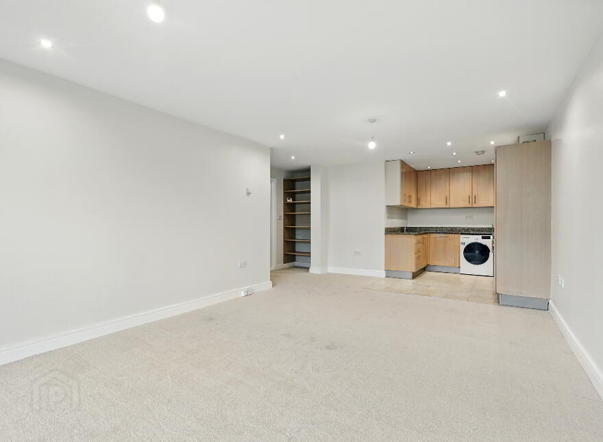 52 Stranmillis Wharf, Belfast, BT9 5GN