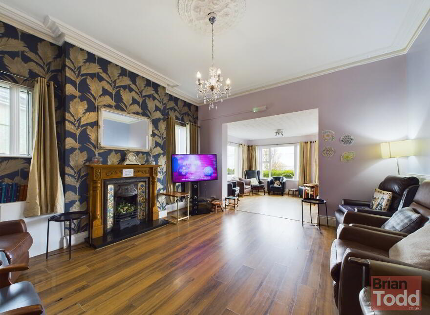 Glenarm Road, Larne, BT40 1DZ