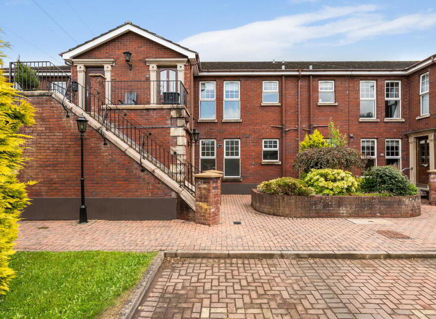 53 Ballylenaghan Park, Belfast, BT8 6WP photo