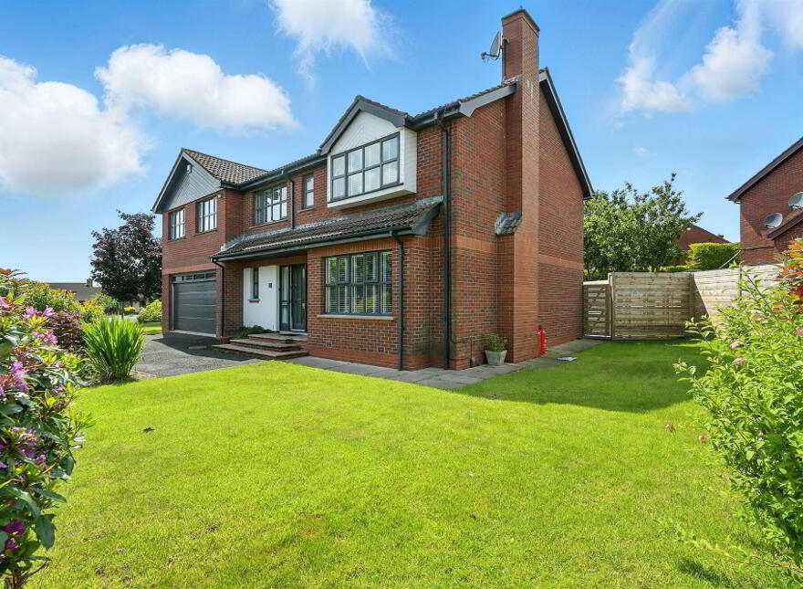 32 Meadowbank, Jordanstown, Newtownabbey, BT37 0UP