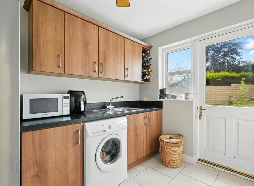 32 Meadowbank, Jordanstown, Newtownabbey, BT37 0UP