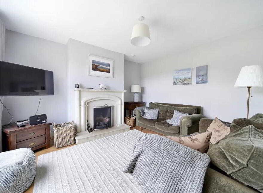 Sand Piper Lodge, 1 Ballymastocker Heights, Portsalon, F92X085