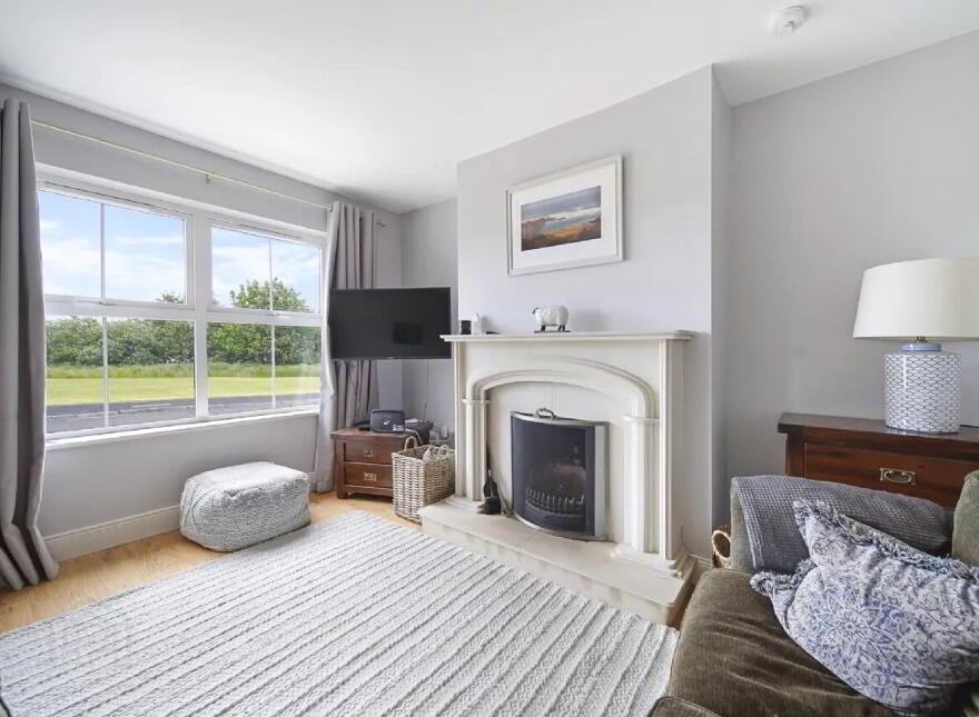 Sand Piper Lodge, 1 Ballymastocker Heights, Portsalon, F92X085