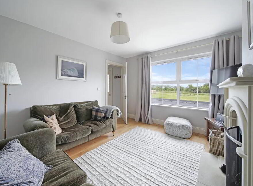Sand Piper Lodge, 1 Ballymastocker Heights, Portsalon, F92X085