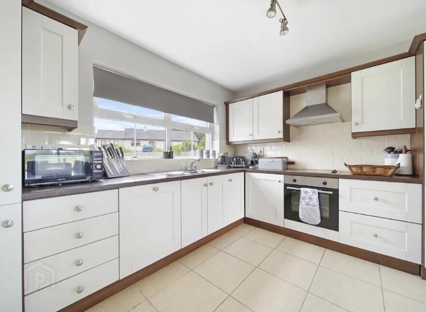 Sand Piper Lodge, 1 Ballymastocker Heights, Portsalon, F92X085