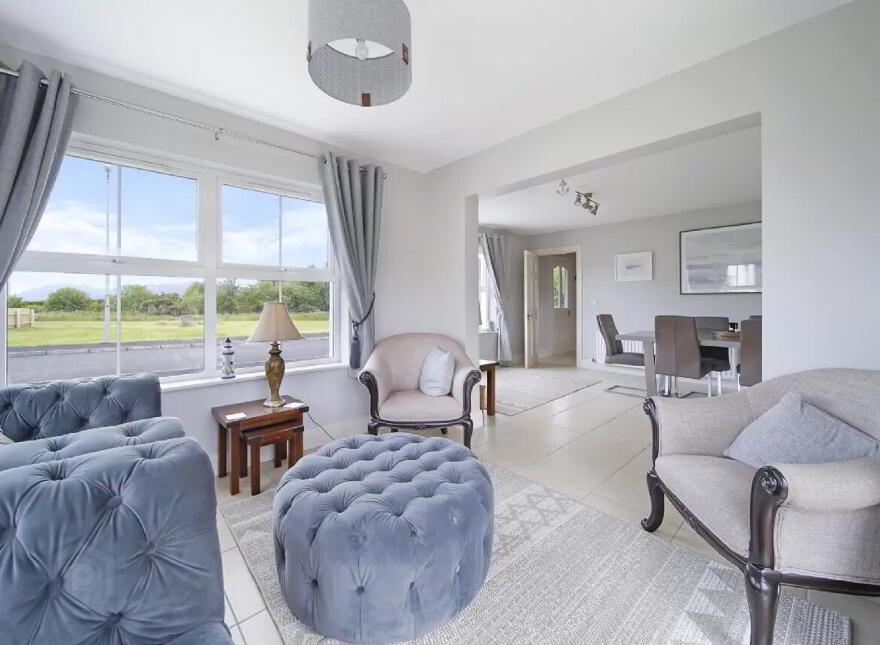 Sand Piper Lodge, 1 Ballymastocker Heights, Portsalon, F92X085