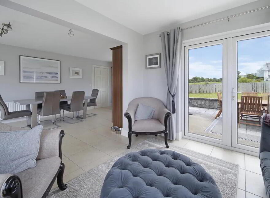 Sand Piper Lodge, 1 Ballymastocker Heights, Portsalon, F92X085