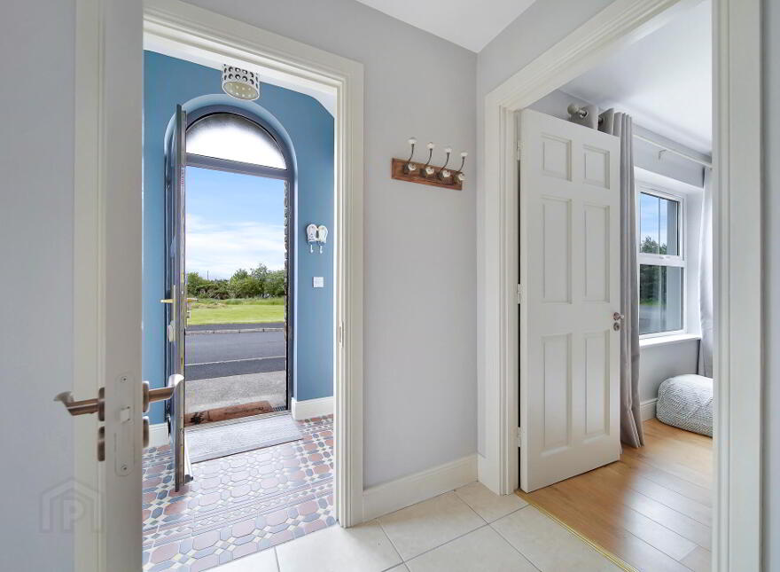 Sand Piper Lodge, 1 Ballymastocker Heights, Portsalon, F92X085