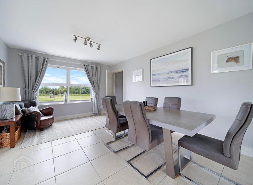 Sand Piper Lodge, 1 Ballymastocker Heights, Portsalon, F92X085