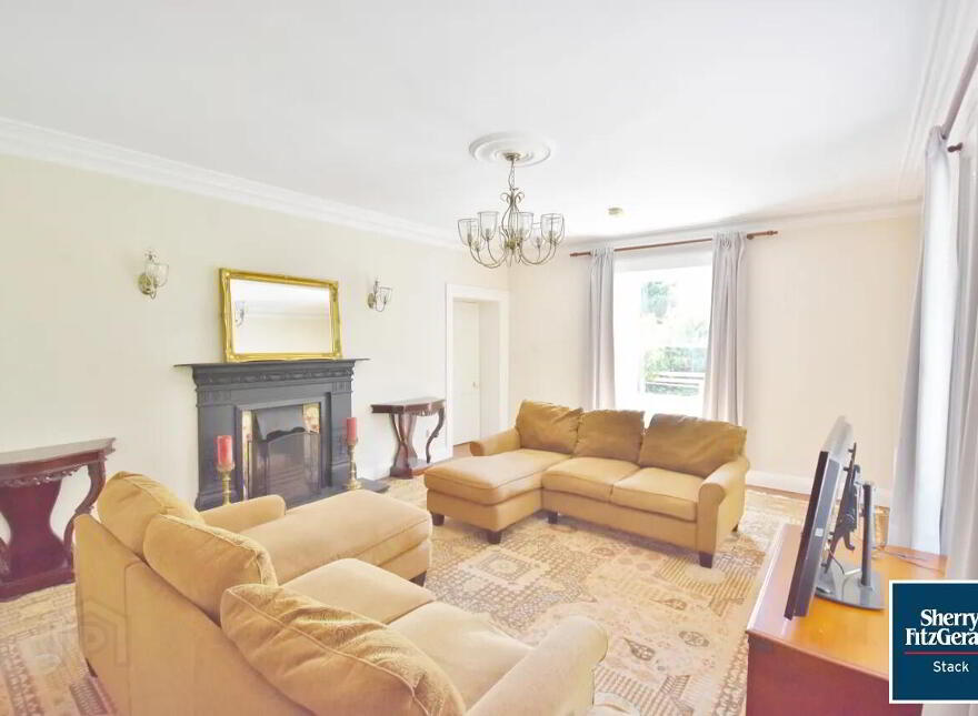 Glebe House, Rusheen, Ballylongford, V31T671