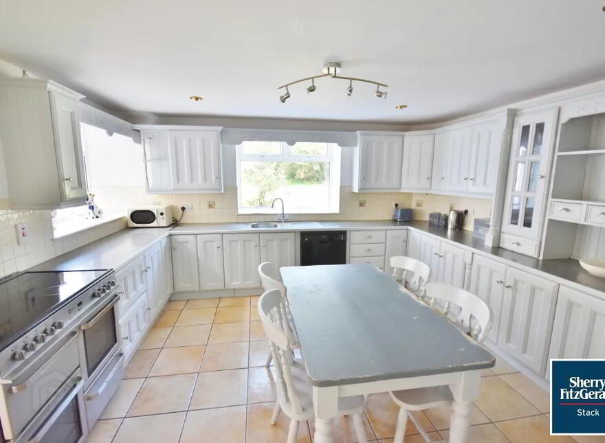 Glebe House, Rusheen, Ballylongford, V31T671