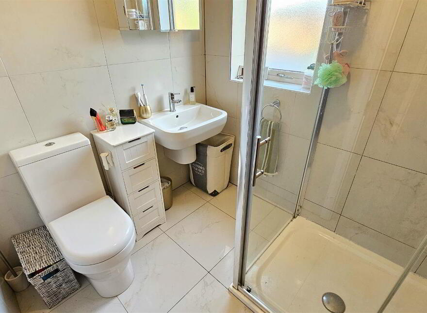 33 Highgrove Crescent, Carrickfergus, BT38 9TZ