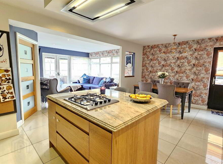 33 Highgrove Crescent, Carrickfergus, BT38 9TZ