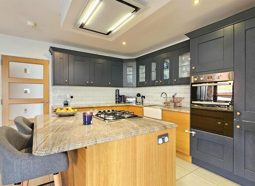 33 Highgrove Crescent, Carrickfergus, BT38 9TZ