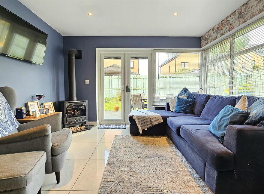 33 Highgrove Crescent, Carrickfergus, BT38 9TZ