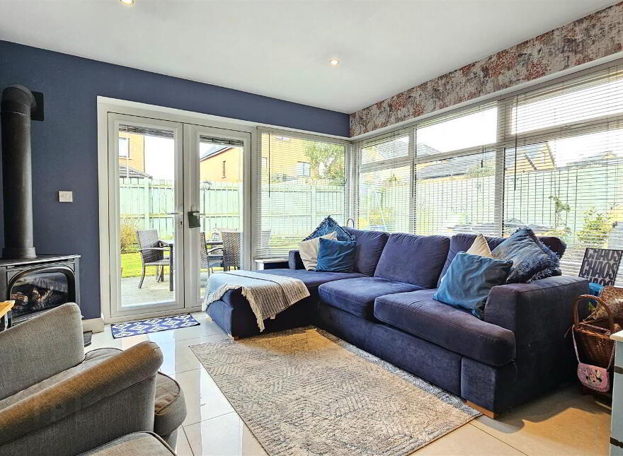 33 Highgrove Crescent, Carrickfergus, BT38 9TZ