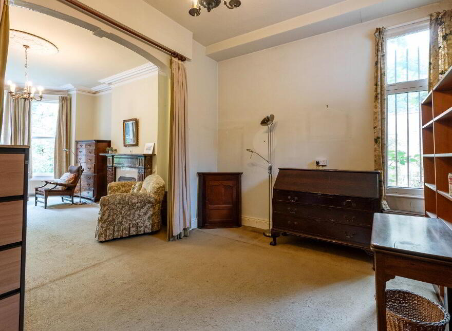78 Kings Road, Belfast, BT5 6JN