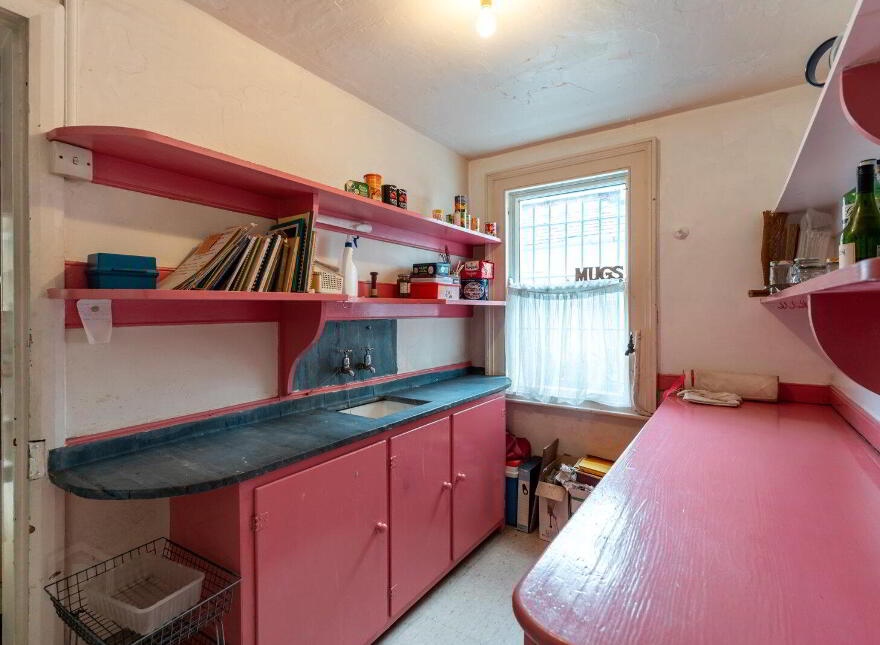 78 Kings Road, Belfast, BT5 6JN