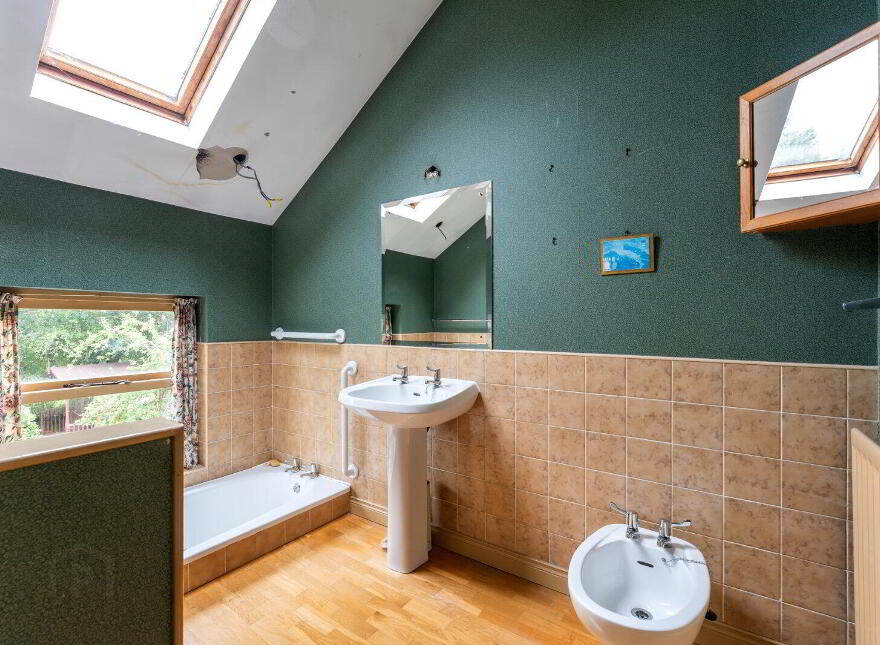 78 Kings Road, Belfast, BT5 6JN