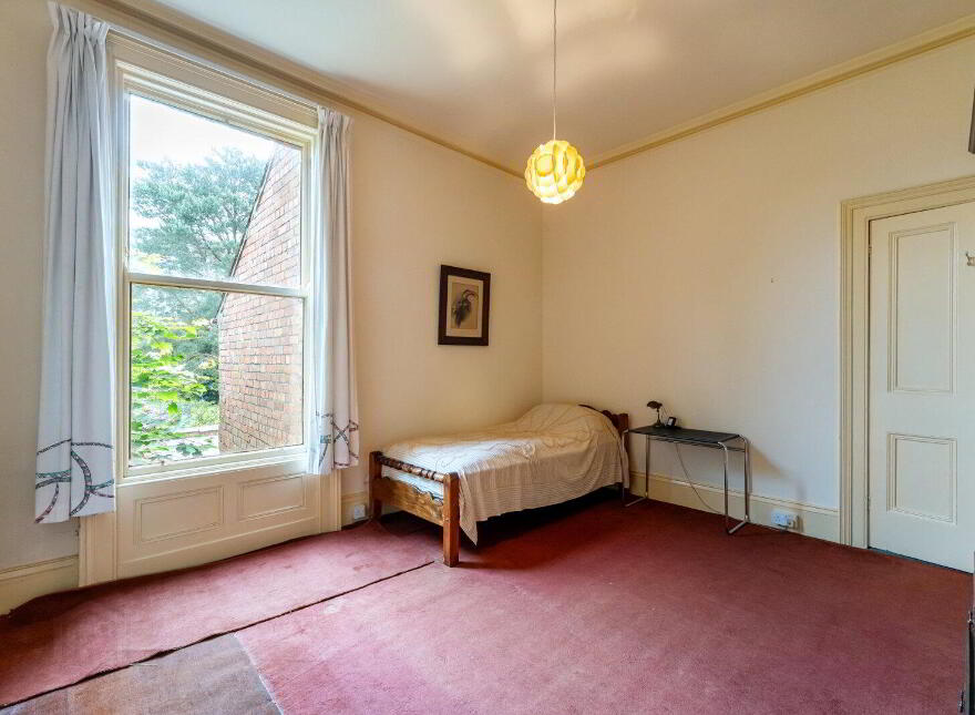 78 Kings Road, Belfast, BT5 6JN
