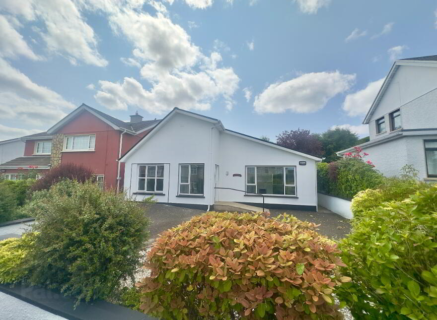 13 Beechwood Avenue, Letterkenny, Letterkenny, F92TDK5 photo