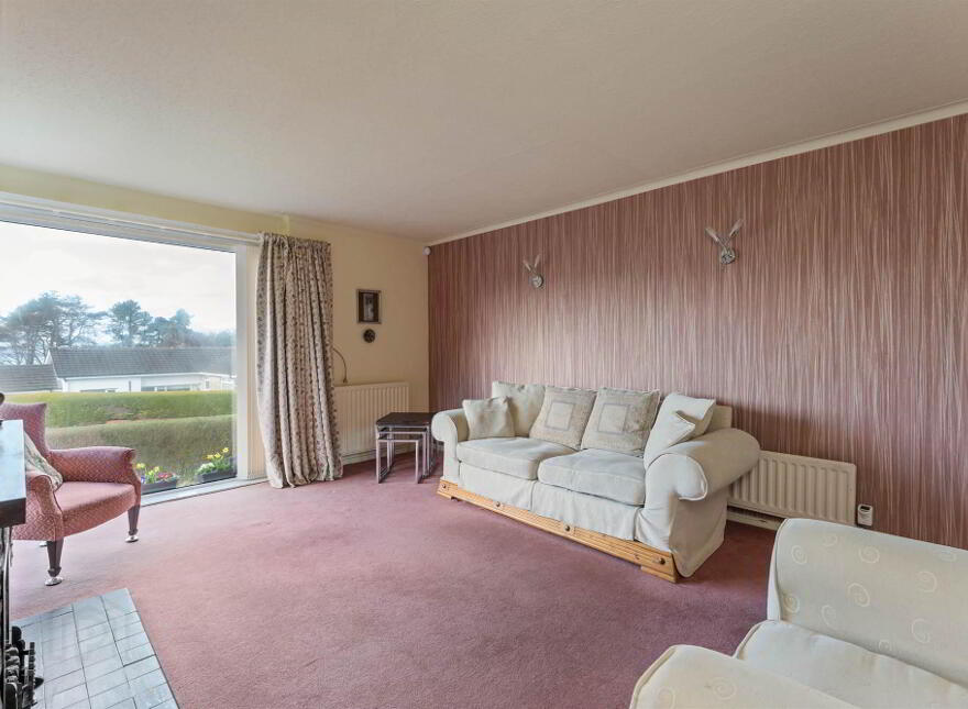 10 Carlston Avenue, Holywood, BT18 0NF