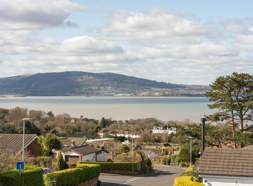 10 Carlston Avenue, Holywood, BT18 0NF