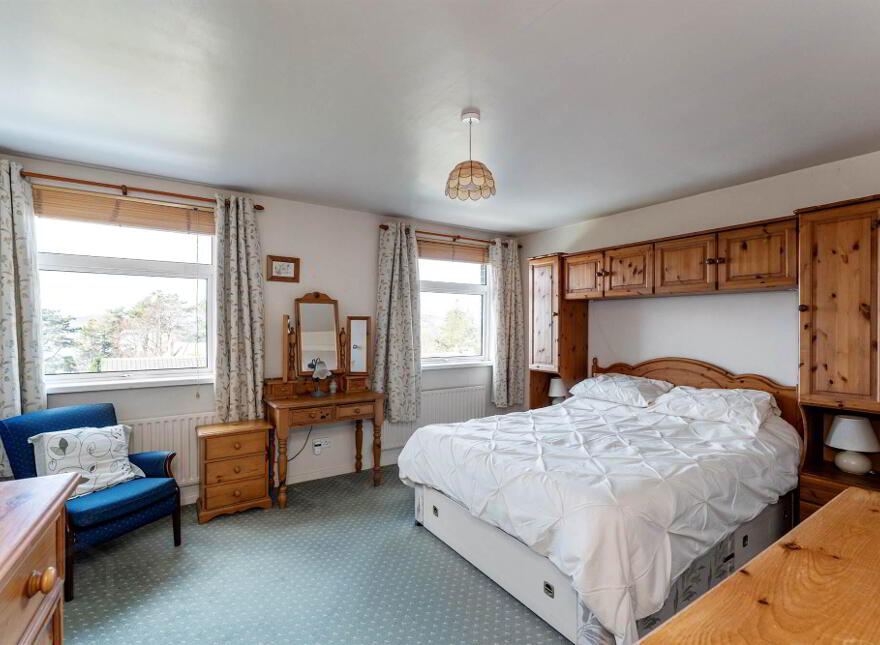 10 Carlston Avenue, Holywood, BT18 0NF