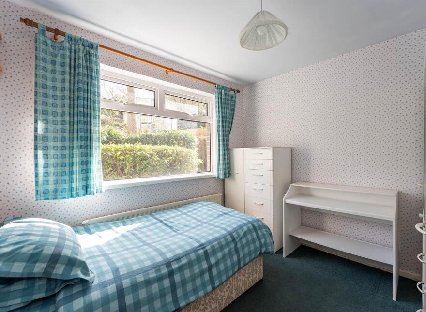 10 Carlston Avenue, Holywood, BT18 0NF