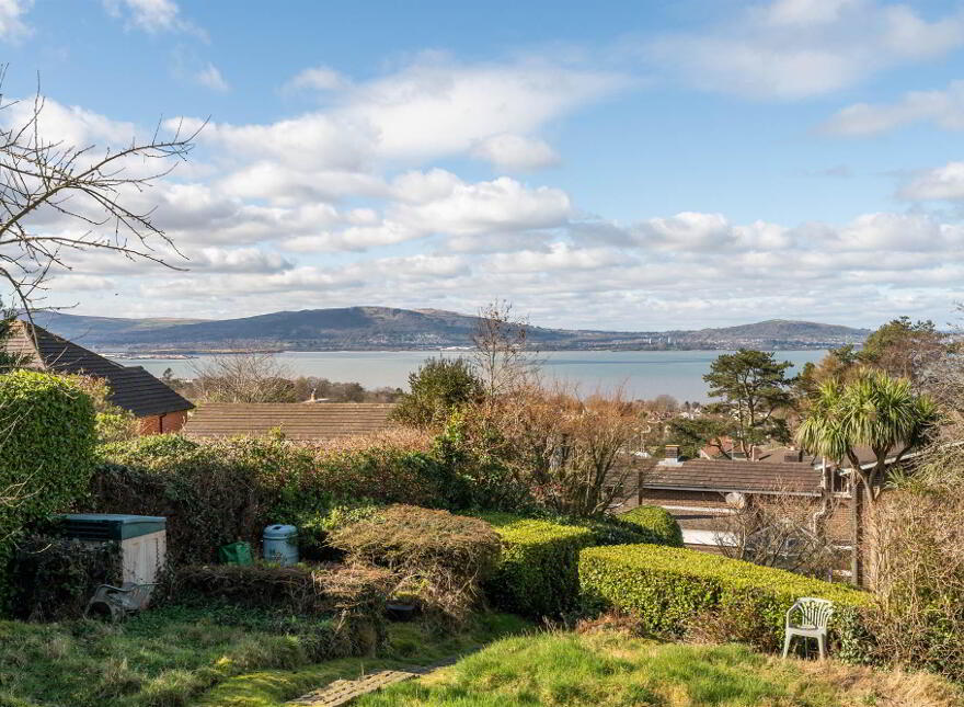 10 Carlston Avenue, Holywood, BT18 0NF
