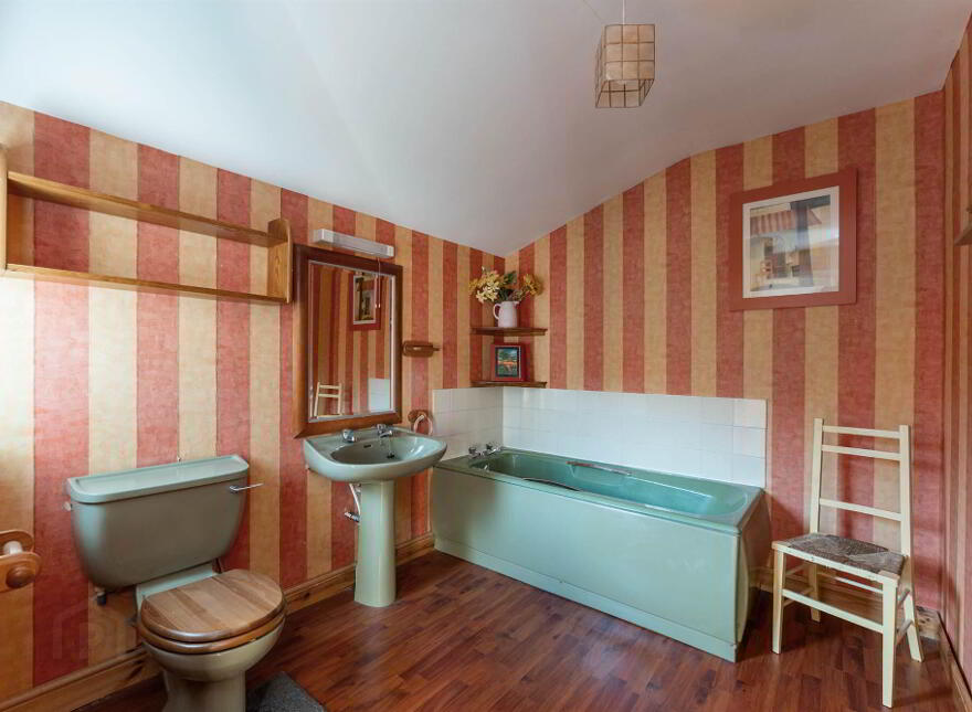 10 Carlston Avenue, Holywood, BT18 0NF
