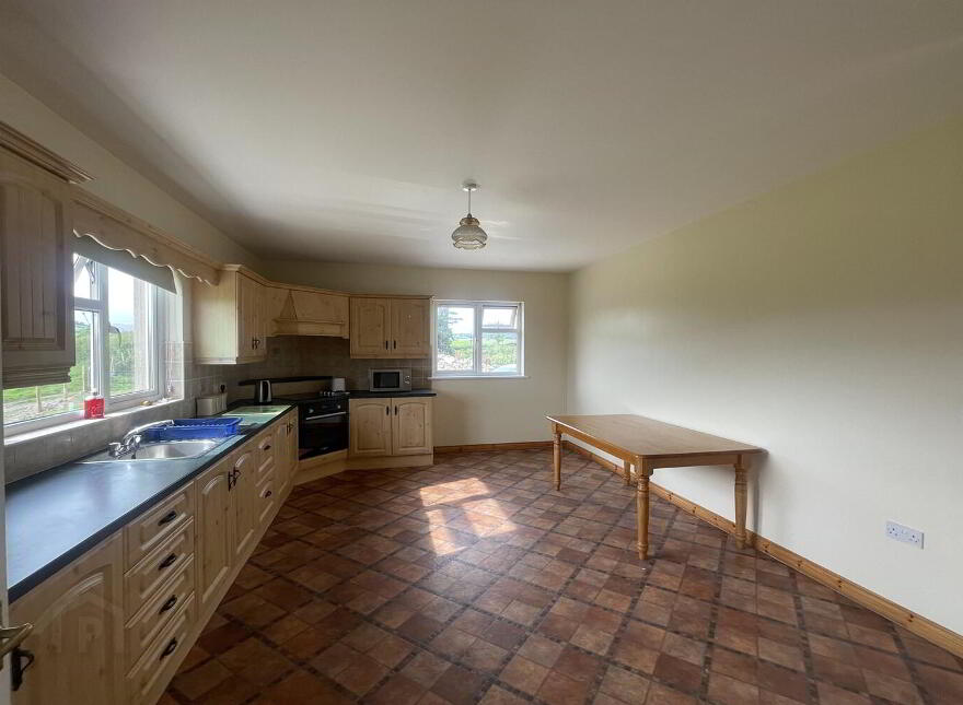 32 Findermore Road, Clogher, BT76 0UU