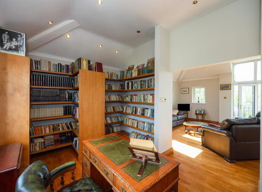 26 Olde Forge Manor, Upper Malone Road, Belfast, BT10 0HY