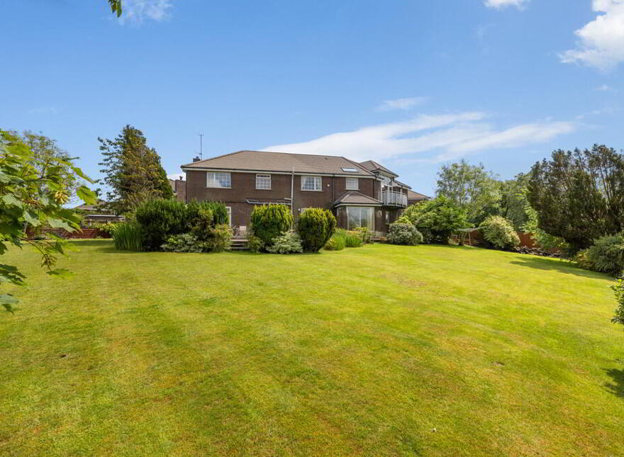 26 Olde Forge Manor, Upper Malone Road, Belfast, BT10 0HY