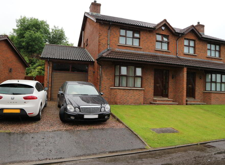 25 Ruskin Heights, Hillsborough Old Road, Lisburn, BT27 5PT photo