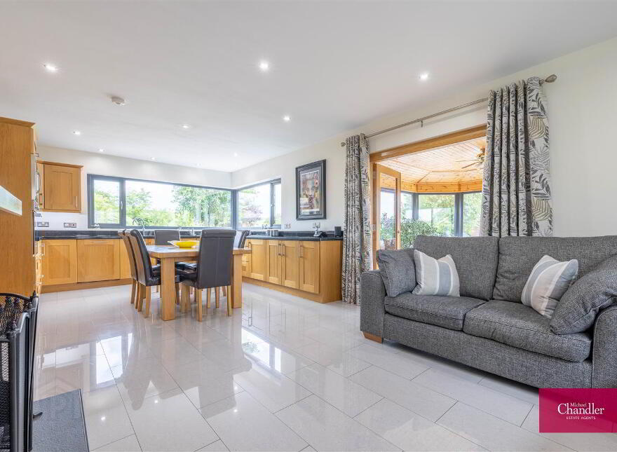 41 Lisleen Road South, Moneyreagh, Comber, BT23 5PT