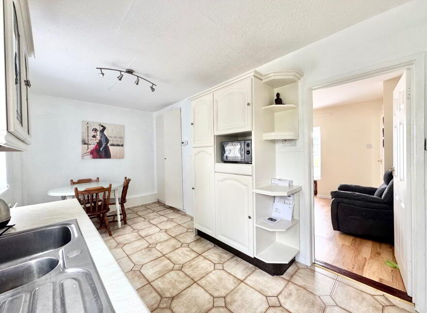 60 Cannon Dale, Omagh, BT78 1JU