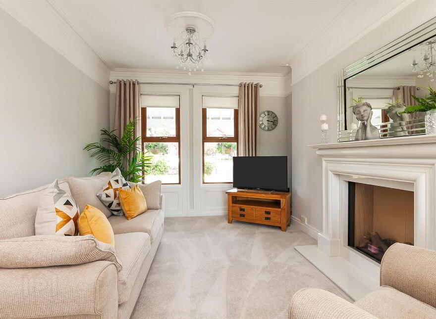 90 Glenarm Road, Larne, BT40 1DS